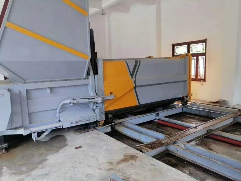 18方水平分体式压缩垃圾站(料斗后上料)设备